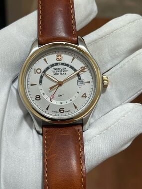 Wegner Swiss Military GMT Watch Men 42mm Silver Dial Two Tone Date 79306C